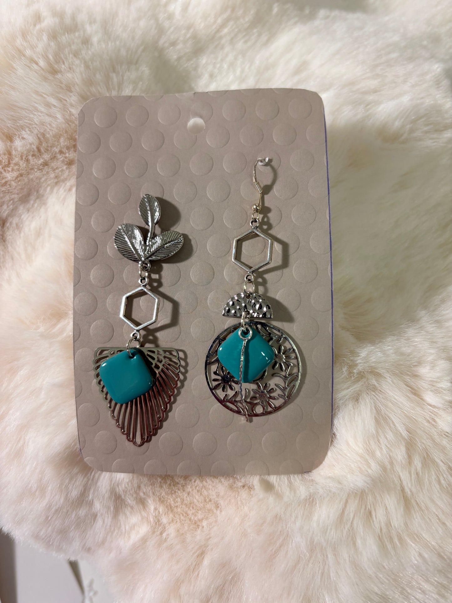 Boucles d’oreilles, Caren